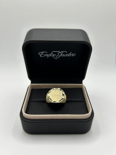 GOLD RING